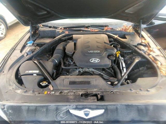 2016 Hyundai Genesis, VIN: KMHGN4JE1GU118333