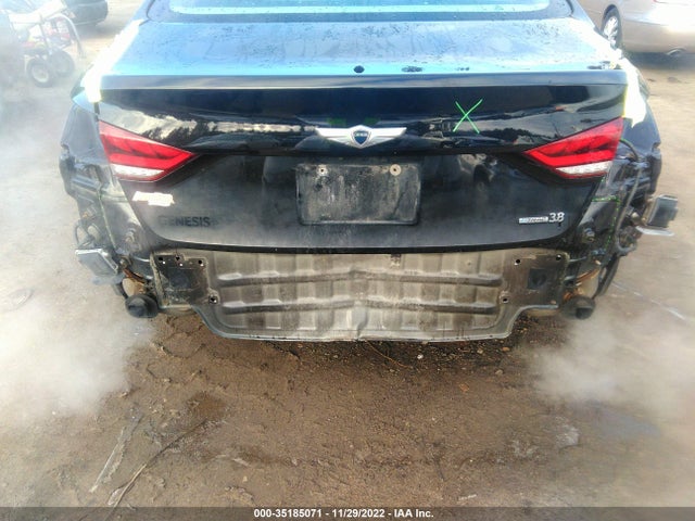 2016 Hyundai Genesis, VIN: KMHGN4JE1GU118333