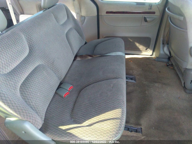 1C4GP64LXYB670575 Chrysler Town & Country Limited
