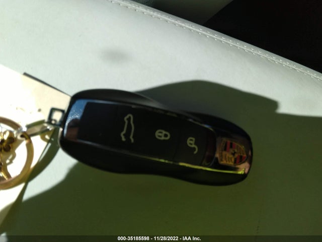 2015 Porsche Macan, VIN: WP1AB2A51FLB72225
