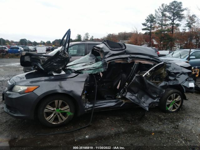 19VDE1F32DE018841 Acura ILX