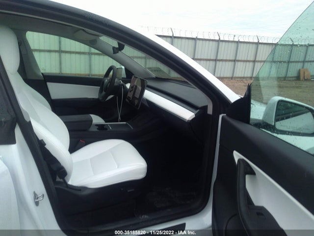 Tesla Model Y 2022 7SAYGDEE2NF354737 Image 7