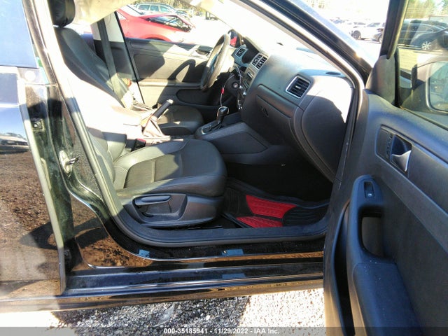 2012 VOLKSWAGEN JETTA SEDAN SE VIN: 3VWDX7AJ8CM077212