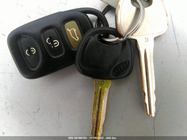 2008 KIA RONDO LX VIN: KNAFG526387131265
