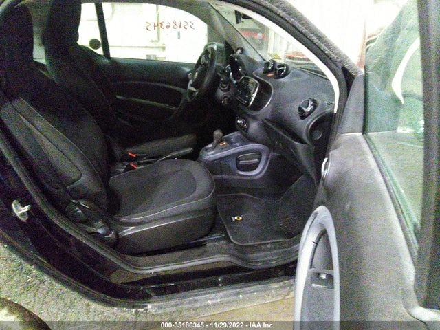 2016 Smart Fortwo, VIN: WMEFJ5DA8GK068957