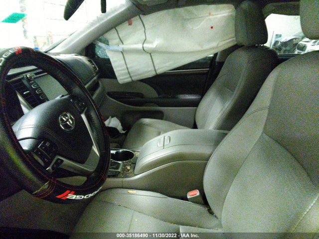 2016 Toyota Highlander, VIN: 5TDYKRFH3GS148570