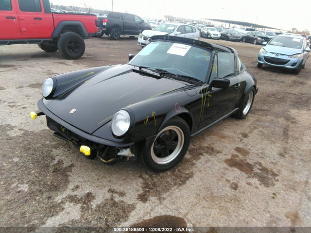 1984 PORSCHE 911 CARRERA VIN: WP0EB0911ES160170