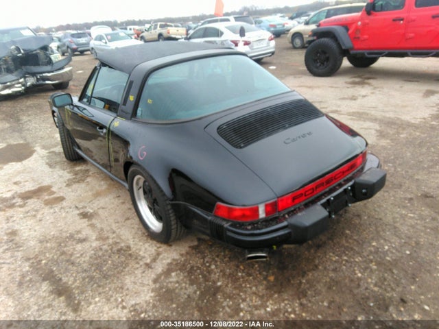 1984 PORSCHE 911 CARRERA VIN: WP0EB0911ES160170