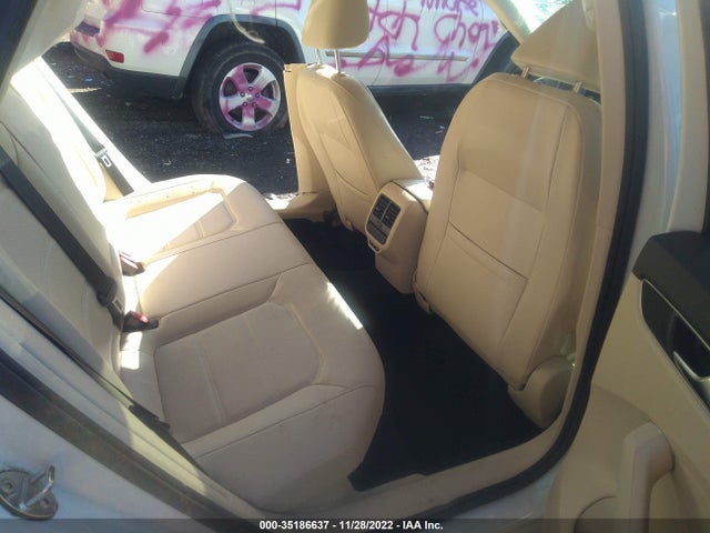 1VWLA7A36KC002393 Volkswagen Passat 2.0t Wolfsburg Edition