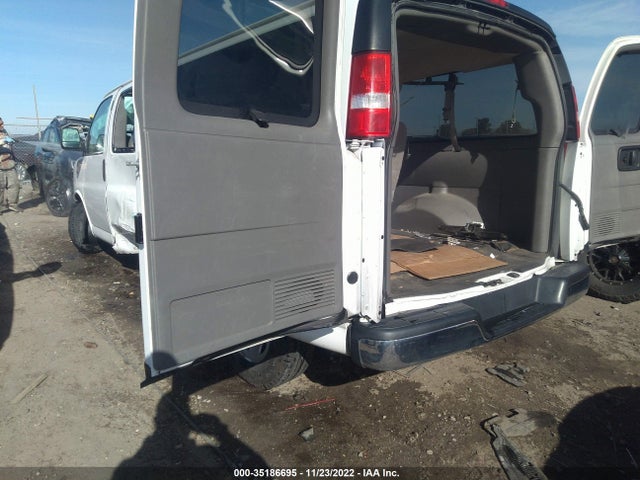 Chevrolet Express Passenger Lt 2019 1GAZGPFGXK1196065 Image 4
