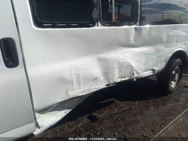 Chevrolet Express Passenger Lt 2019 1GAZGPFGXK1196065 Image 7