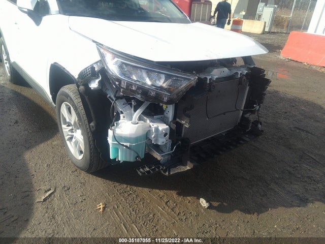 2021 TOYOTA RAV4 XLE VIN: 2T3P1RFV0MC254510