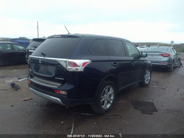 2015 Mitsubishi Outlander, VIN: JA4AD3A38FZ011524