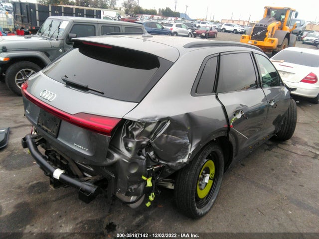 2021 Audi e-tron, VIN: WA1VABGE6MB030771