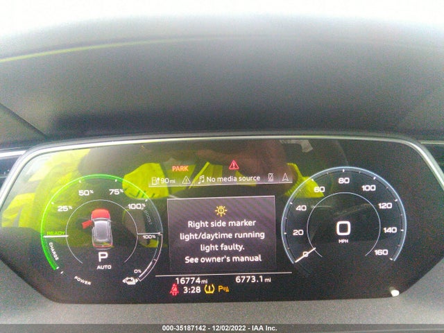 2021 Audi e-tron, VIN: WA1VABGE6MB030771