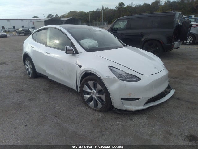 Tesla Model Y Long Range 2020 5YJYGDEE5LF017022 main image