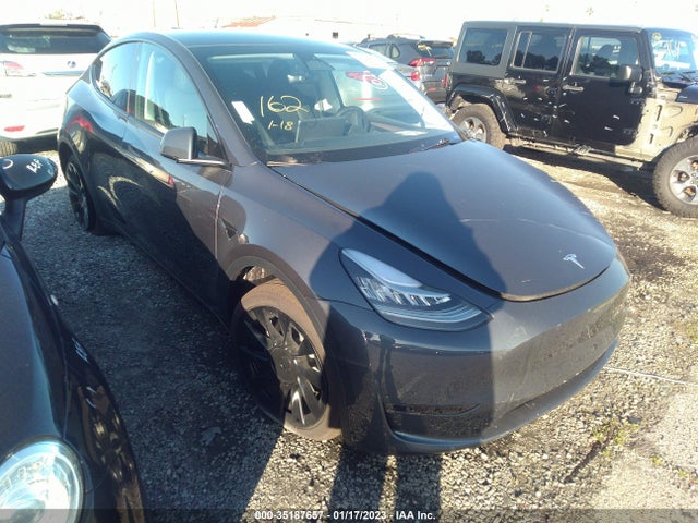 Tesla Model Y Long Range 2023 7SAYGDEE1PA026144 main image