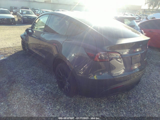 Tesla Model Y Long Range 2023 7SAYGDEE1PA026144 Image 5