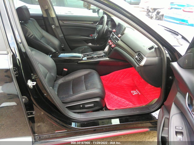 2018 Honda Accord, VIN: 1HGCV3F98JA006888