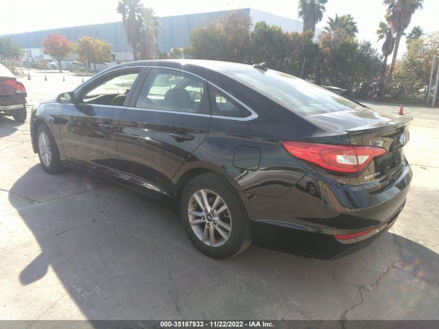 Hyundai SONATA SE 2017 5NPE24AF7HH582915 Image 4