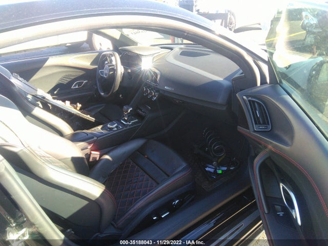 2022 Audi R8, VIN: WUAKBAFX2N7900090