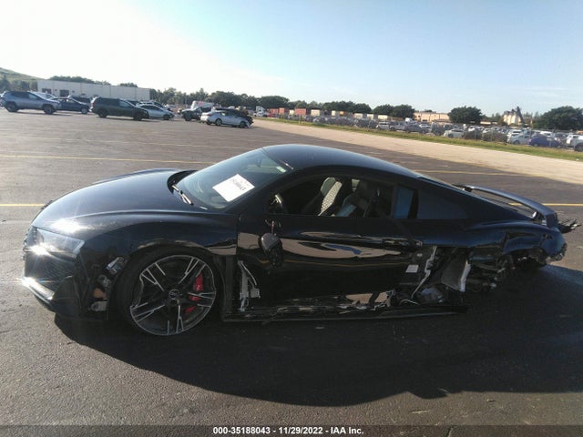 2022 Audi R8, VIN: WUAKBAFX2N7900090