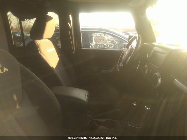 2014 JEEP WRANGLER UNLIMITED SAHARA VIN: 1C4BJWEG0EL302344