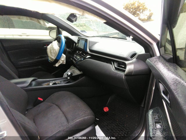 2018 Toyota CH-R, VIN: JTNKHMBX6J1004077