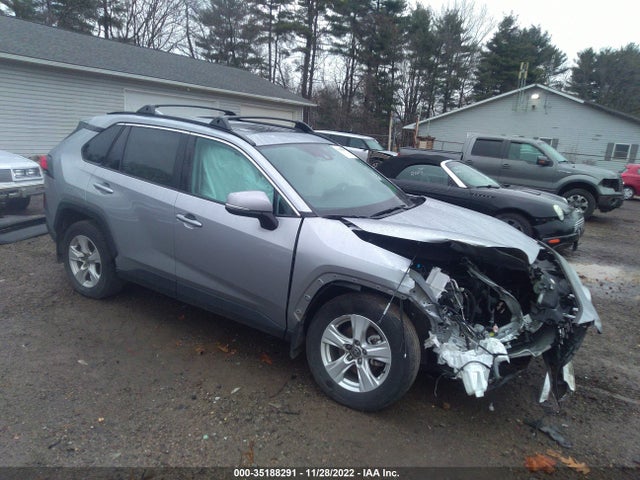 2021 TOYOTA RAV4 XLE VIN: 2T3P1RFV8MC204079