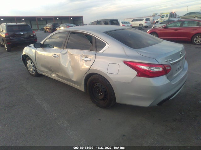 Nissan Altima 2.5 S 2017 1N4AL3APXHN366156 Image 3