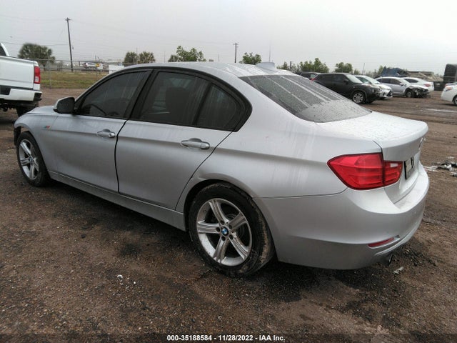BMW 3 Series 320i 2014 WBA3B1C55EK134211 Image 4
