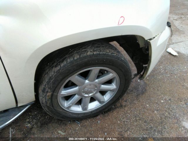 1GKS1MEF6ER127126 GMC YUKON XL DENALI