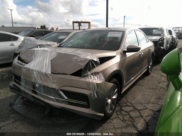 Volkswagen Passat 1.8t S 2016 1VWAT7A36GC011250 Image 2