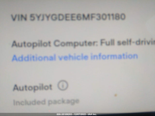 Tesla Model Y 2021 5YJYGDEE6MF301180 Image 9