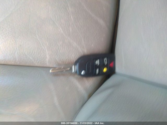 YV1SW612451488911 Volvo V70