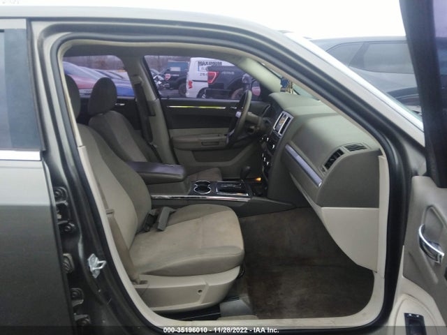 Chrysler 300 LX 2009 2C3KA43D89H639784 Image 6