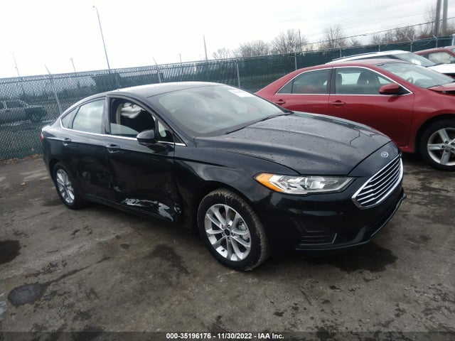 2020 Ford Fusion, VIN: 3FA6P0HDXLR135414
