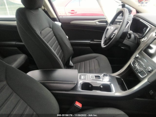 2020 Ford Fusion, VIN: 3FA6P0HDXLR135414