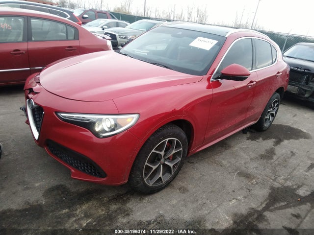 ZASPAKBN1M7D17192 Alfa Romeo STELVIO TI