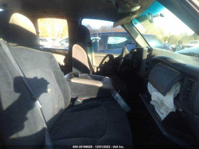 2001 CHEVROLET SILVERADO 1500 LS VIN: 2GCEC19V811188547