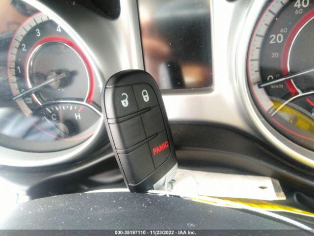3C4PDCABXJT427808 Dodge JOURNEY SE
