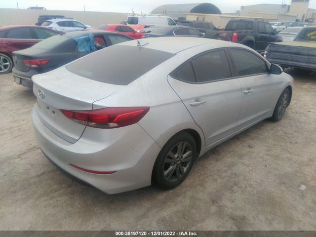 Hyundai ELANTRA SE 2017 5NPD84LFXHH072484 Image 4