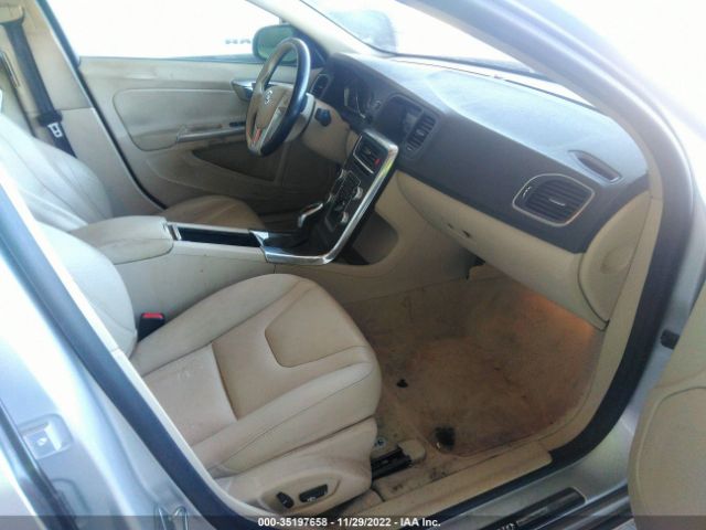 YV140MFK8F2359878 Volvo S60 T5 Drive-e Premier