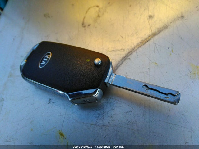 2020 KIA FORTE LXS VIN: 3KPF24AD8LE238798