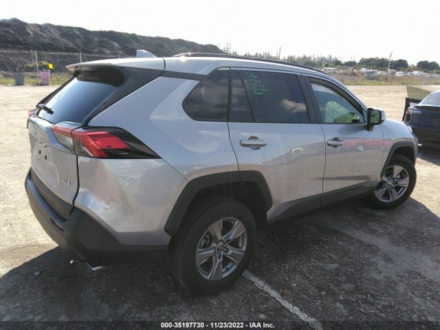 2022 Toyota RAV4, VIN: 2T3W1RFV8NC196112