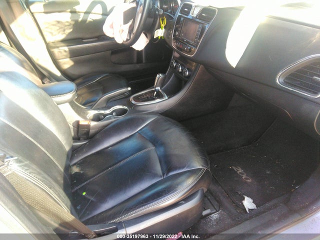 Chrysler 200 Limited 2013 1C3CCBCG0DN510368 Image 5