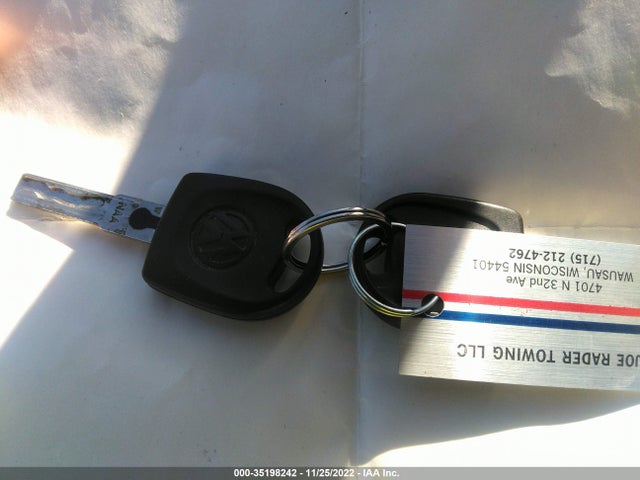 2000 VOLKSWAGEN JETTA GLS VIN: 3VWSC29M7YM025114