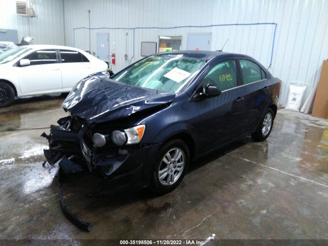 Chevrolet Sonic Lt Auto 2015 1G1JC5SH2F4173606 Image 2