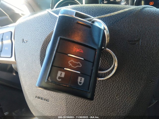 Cadillac CTS COUPE 2012 1G6DC1E3XC0158760 Image 3