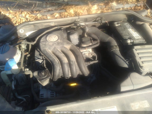 3VW1K7AJ8EM324300 Volkswagen Jetta Sedan S